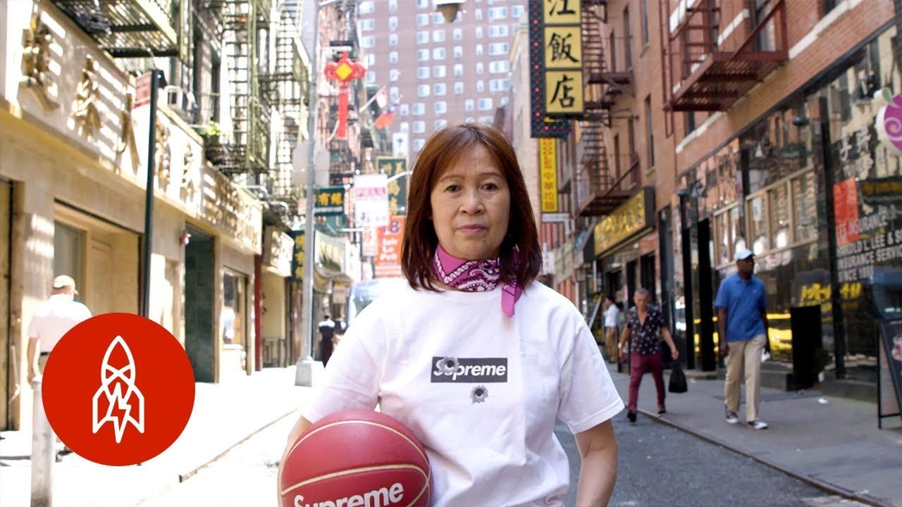 supreme clothing resale