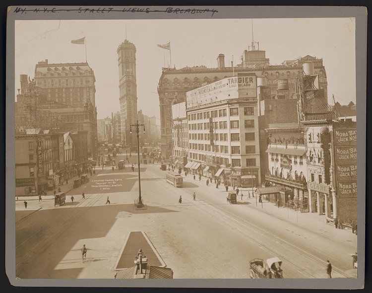 Longacre Square South