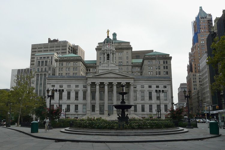 Brooklyn Borough Hall, Court Chambers Building, Brooklyn Municipal Building, 111 Livingston Street
Downtown Brooklyn, New York City