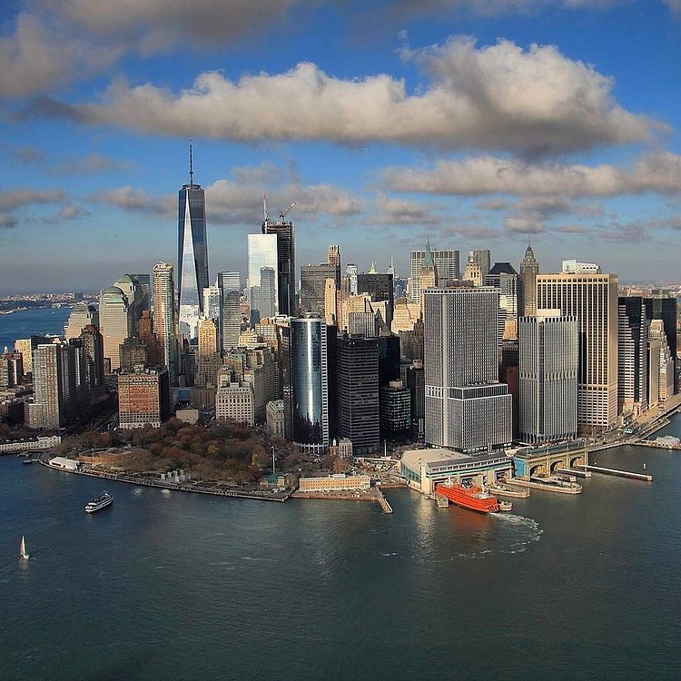 Photo via @ja3walk3n

#viewingnyc