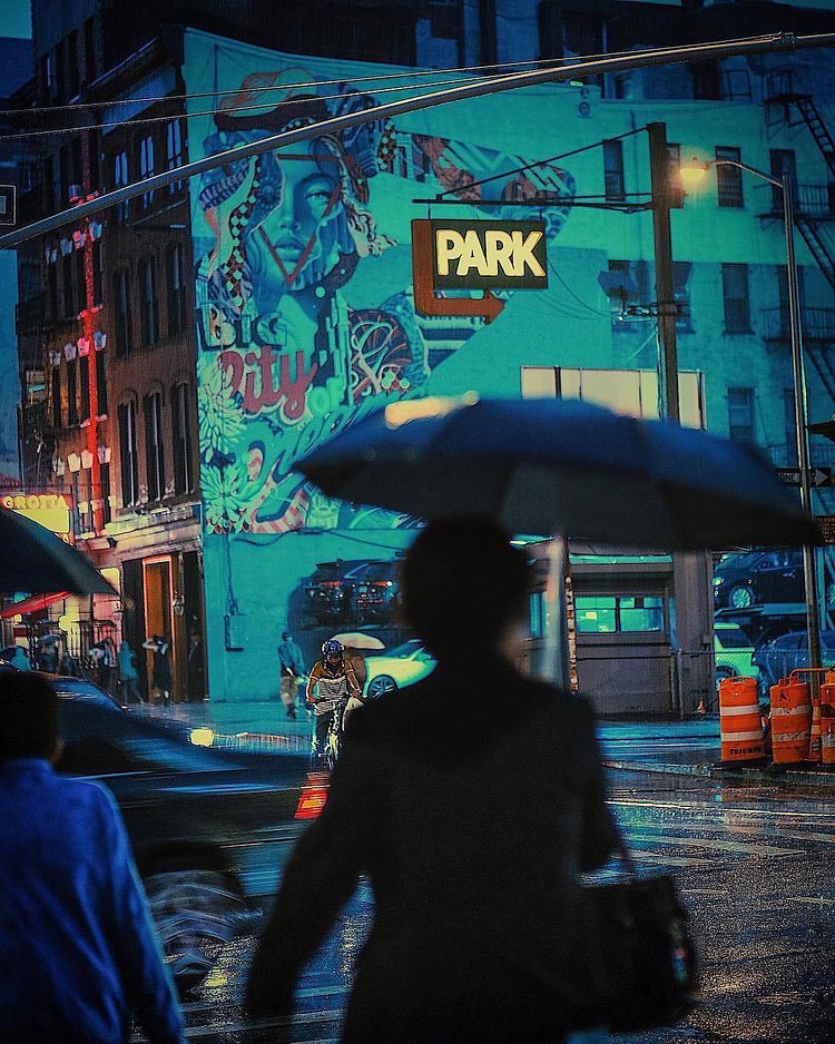 New Tork, New York. Photo via @golden2dew #viewingnyc #newyork #newyorkcity #nyc #rain