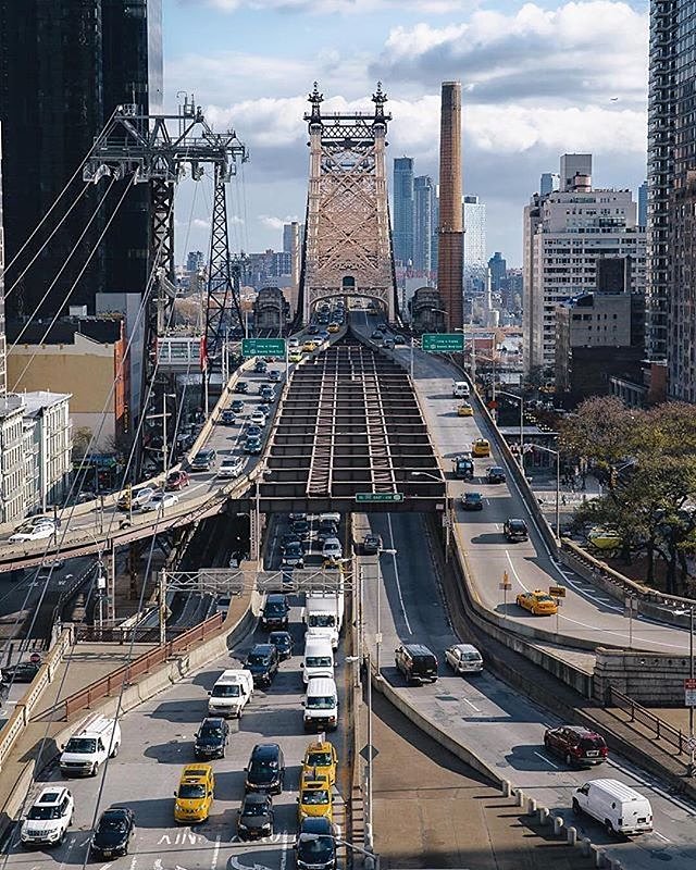 Queensboro Bridge, New York, New York. Photo via @ceos_downbeat #viewingnyc #newyork #newyorkcity #bridge #queensborobridge