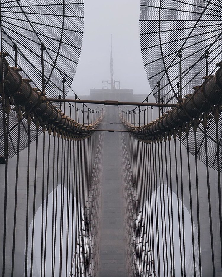 Brooklyn Bridge, New York.