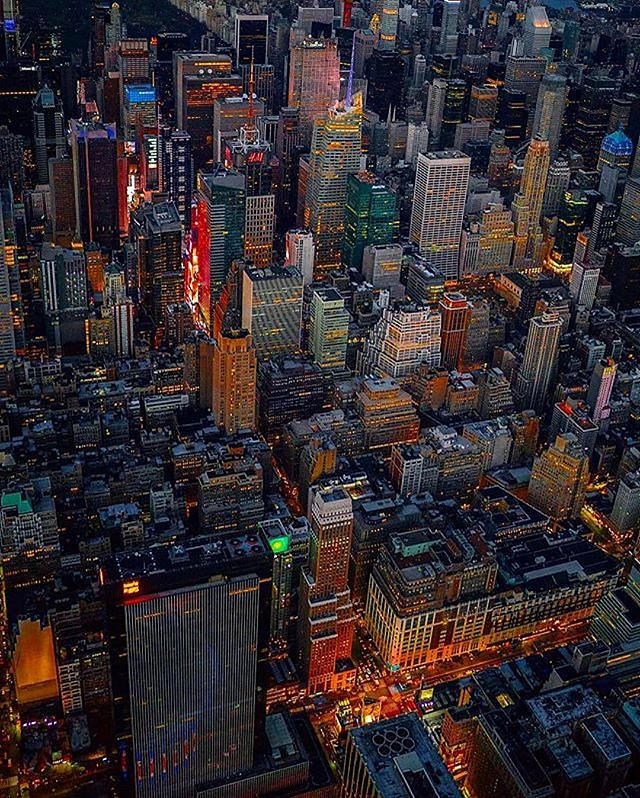 New York, New York. Photo via @nova.york #viewingnyc