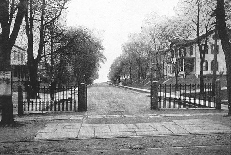 Officer's Row and Main Gate, Fort Wadsworth. Photo circa 1905.