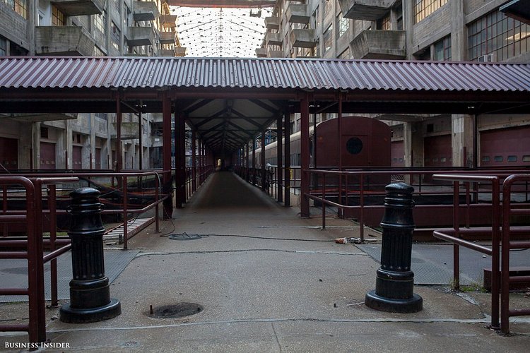 The lobby of the main building leads to the atrium. Trains used to stop directly in the atrium so that they could be unloaded into the various floors of the building.