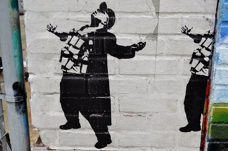 Welling Court, 9.21.14 | A visit to the Welling Court Mural Project in Queens on 9.21.14. With 5 Pointz gone, Welling Court has become the new graffiti center in the borough. I'll try to include the individual artists, great talent/ work from everyone.