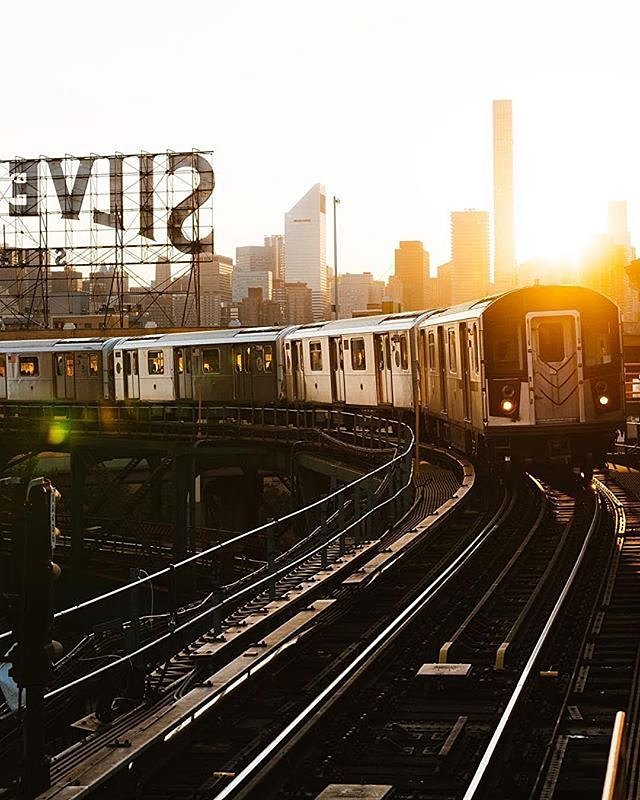 Long Island City, New York, New York. Photo via @humzadeas #viewingnyc #newyorkcity #newyork