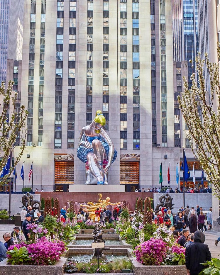 Introducing: #SeatedBallerina! Presented by @Kiehls & @ArtProductionNY, the inflatable sculpture is the latest work from visionary artist @JeffKoons. It will be on the Plaza through June 2—stop by and experience it today!