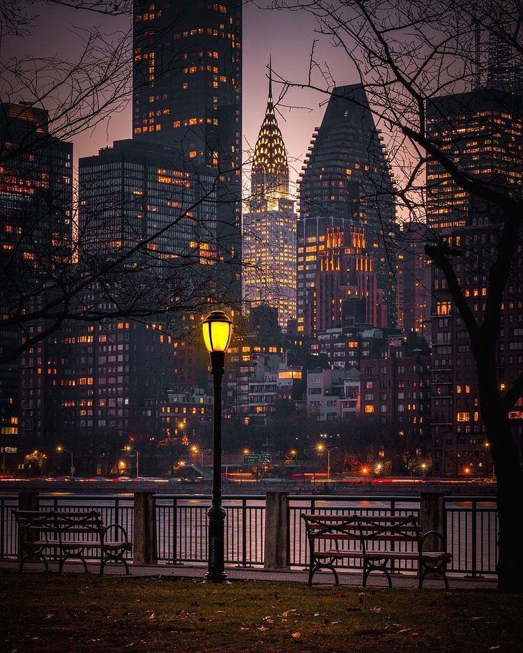 Chrysler Building from Roosevelt Island, Manhattan
