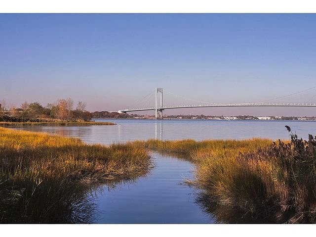 Throgs Neck Bridge, Queens, New York