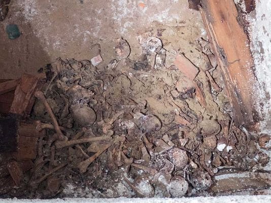 A large pile of disarticulated human skeletal remains was found under Washington Square Park by workers from a contractor with the New York City Department of Design and Construction, officials said on Wednesday, Nov. 4, 2015.