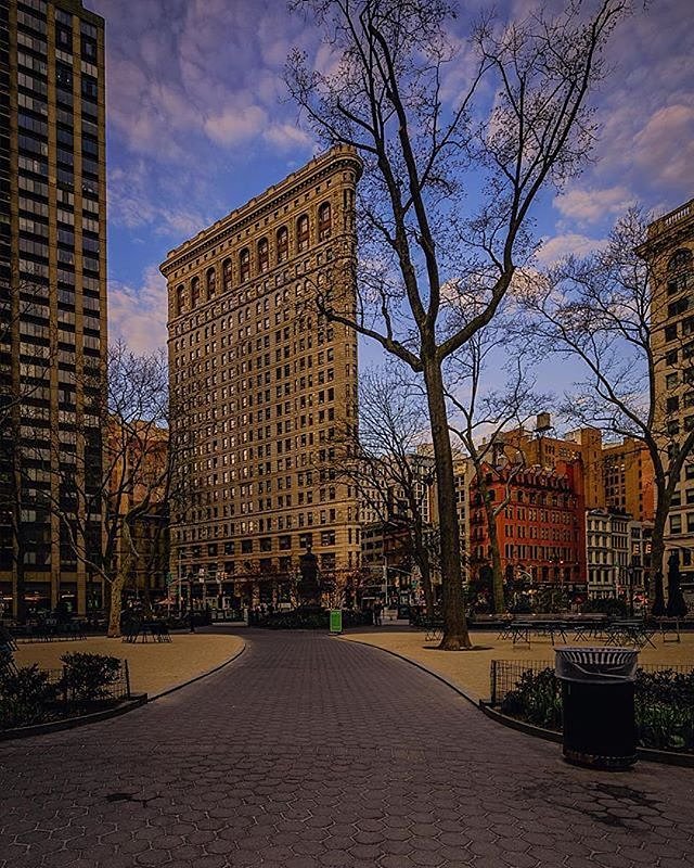 Flatiron Building, New York. Photo via @grimace_586 #viewingnyc #newyorkcity #newyork #nyc