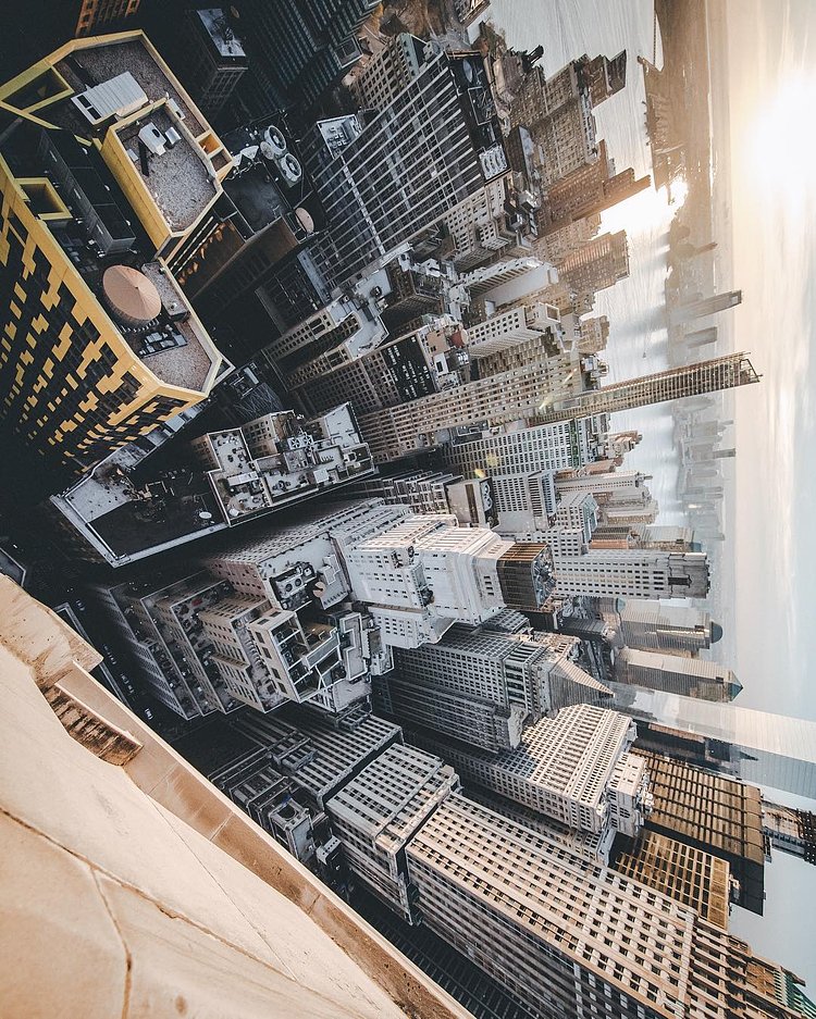 Sometimes ii have to remind myself that imperfection is perfection... no need to search for the perfect storm, just enjoy the weather... #newyorkcity #fliickman