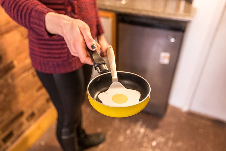 How One New Yorker Lives Comfortably In 90 Square Feet