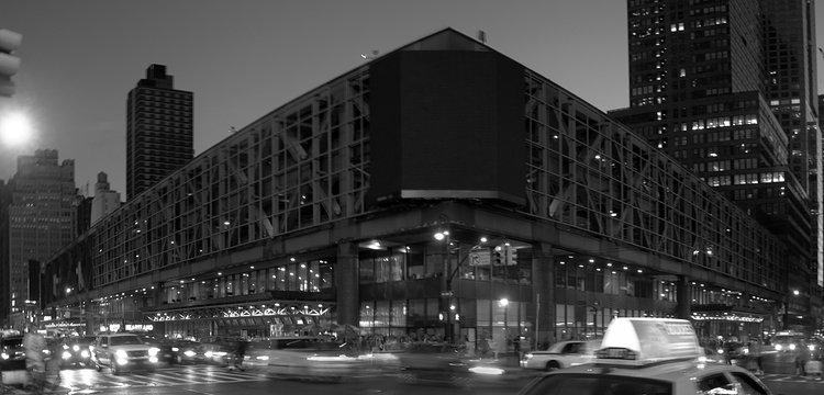 2010 08 14 - 9240-9241 - NYC - Port Authority Bus Terminal