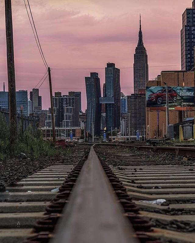 New York, New York. Photo via @afieldsnyc #viewingnyc #newyorkcity #newyork