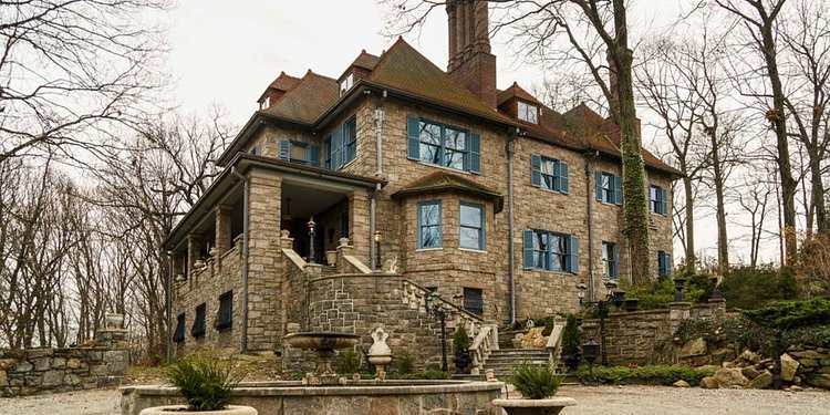 This Bronx Home Is One of the Last Great American Castles. You won't believe who was supposed to live here.