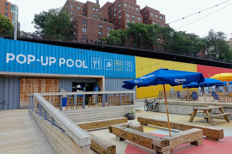 Pop-up Pool | Pop-up Pool at Pier 2 / Brooklyn Bridge Park