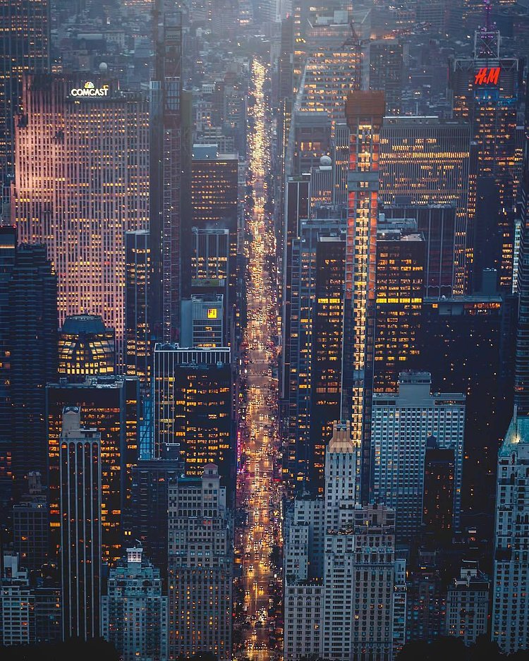 6th Avenue, Manhattan