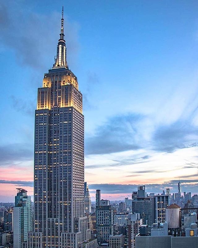 Empire State Building, New York, New York. Photo via @newyorkcitykopp #viewingnyc #newyork #newyorkcity #nyc