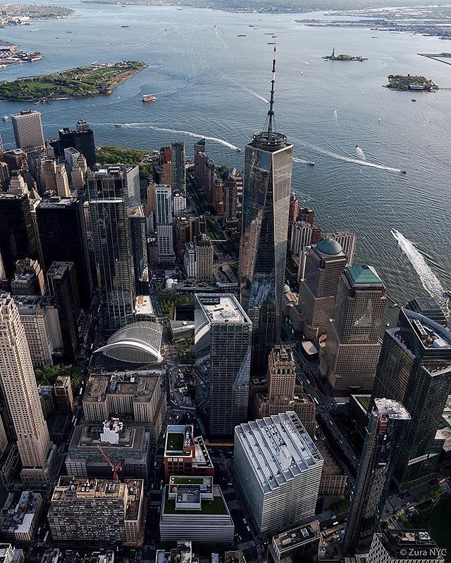 New York, New York. Photo via @zura.nyc #viewingnyc #newyork #newyorkcity #nyc