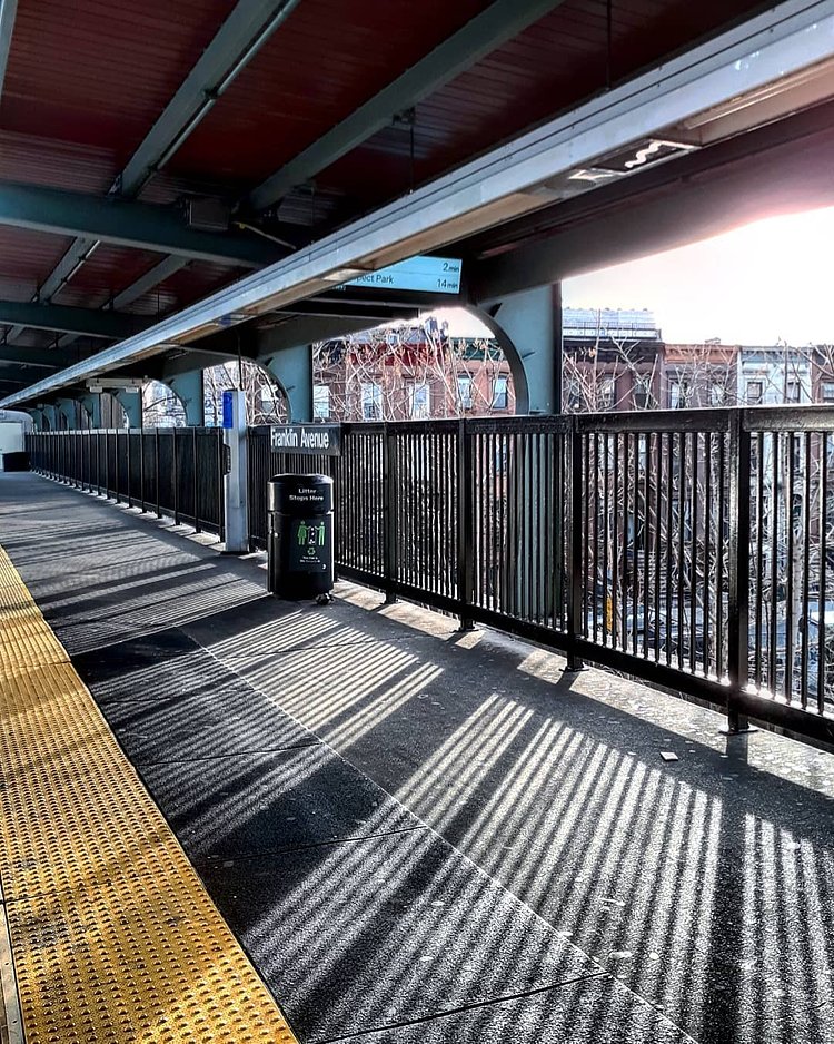 Franklin Avenue Shuttle, Brooklyn