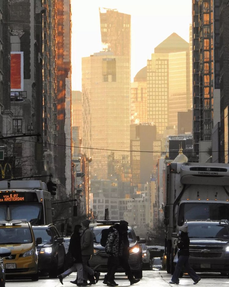 6th Avenue, Manhattan