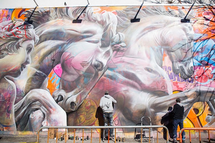 Bowery Wall’s newest mural by PichiAvo mixes colors and classicism