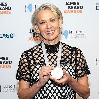 For many years I have so admired Gabrielle Hamilton and her writing, her cooking, pretty much everything about her! She is the the @beardfoundation #chefoftheyear and I don't think I can be more happy for her if I knew her! If you haven't read her books you're missing out, I hope I get to eat her food someday. #gabriellehamilton #prunenyc #fangirl