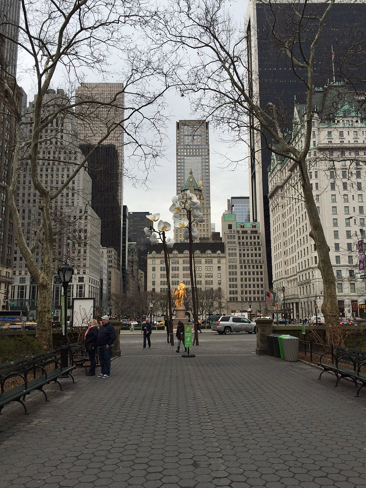 Two Orchids - Isa Genzken