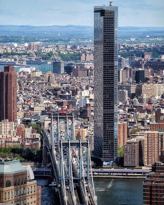 Two Bridges, Manhattan