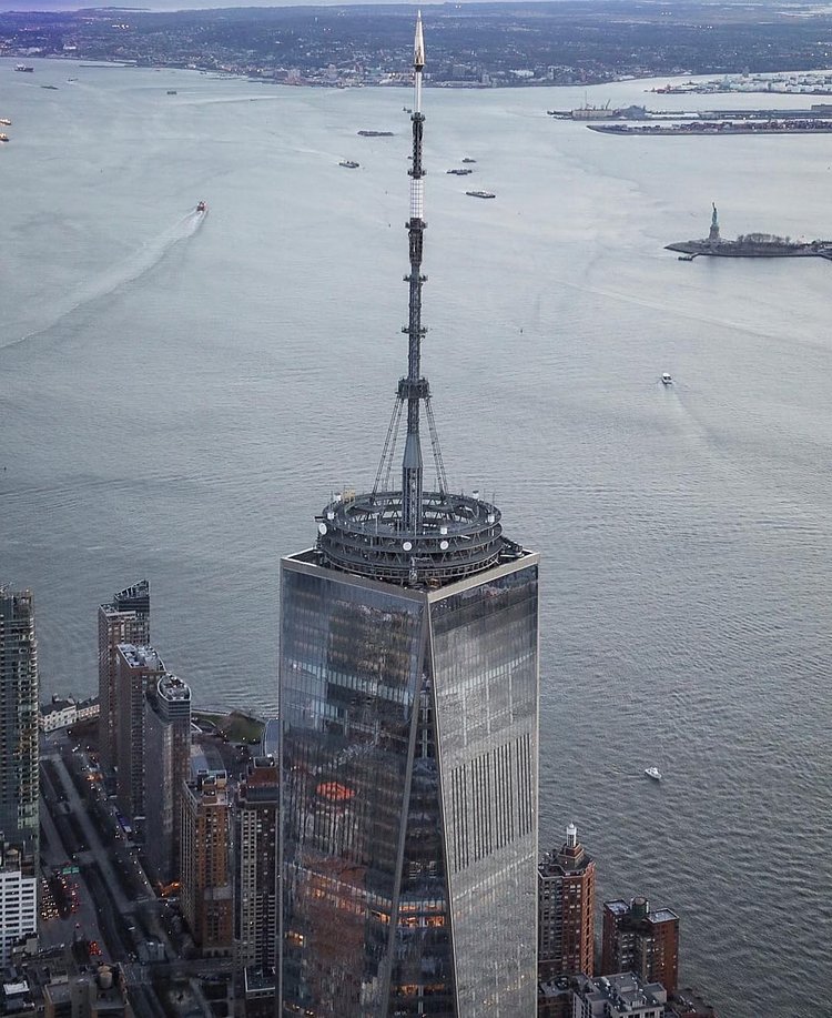 One World Trade Center, New York, New York. Photo via @nymigs #viewingnyc #nyc #newyork #newyorkcity #oneworldtradecenter
