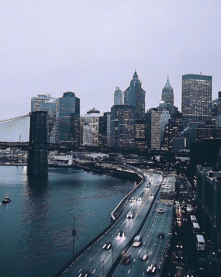 Follow @topparisphoto .

TOP New York 📷 by @thousand.visions • #TopNewYorkPhoto Look at the featured gallery to share the ❤️ #CommunityFirst