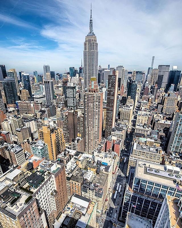 New York, New York. Photo via @lightsensitivity #viewingnyc