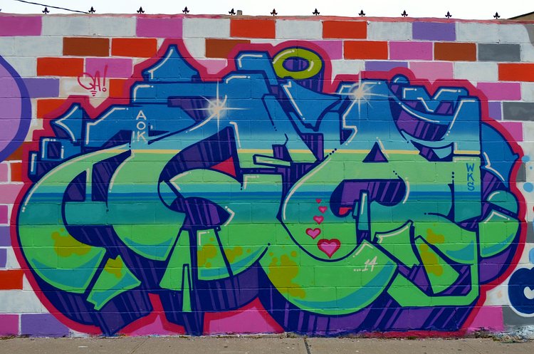 Welling Court, 9.21.14 | A visit to the Welling Court Mural Project in Queens on 9.21.14. With 5 Pointz gone, Welling Court has become the new graffiti center in the borough. I'll try to include the individual artists, great talent/ work from everyone.