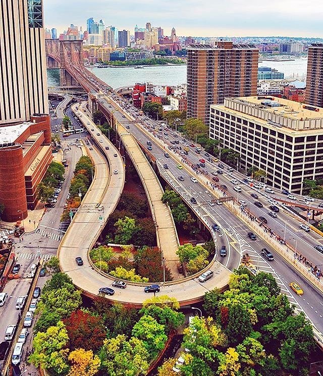Brooklyn Bridge, New York. Photo via @gigi.nyc #viewingnyc #newyorkcity #newyork #nyc