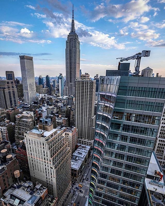 New York, New York. Photo via @lightsensitivity #viewingnyc #newyork #newyorkcity #nyc