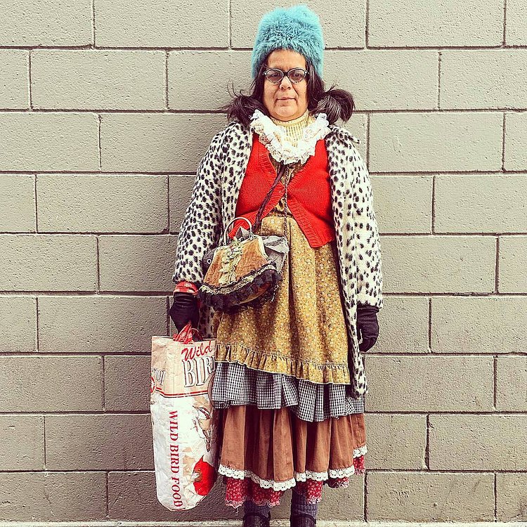 Thanks @the_line_up ....this is my casual garb. #folkart #makeyourclothes #burnyourbra