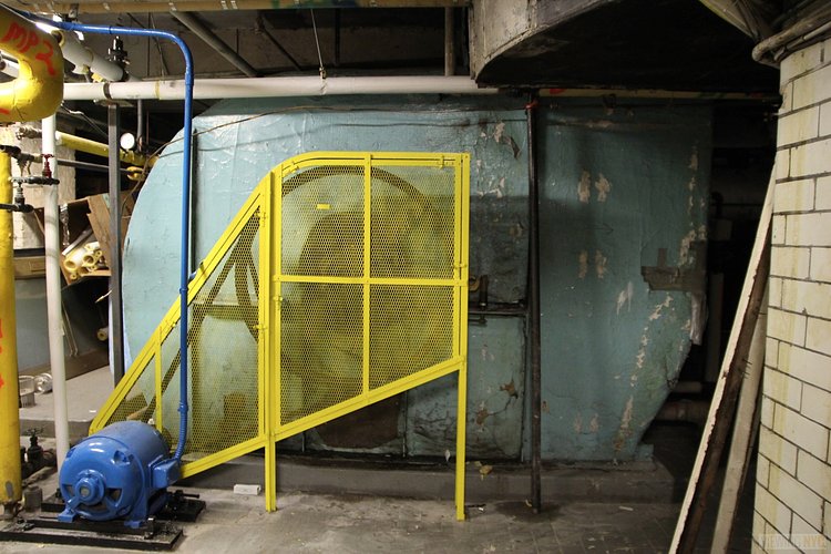 Woolworth Building Lobby and Basement Tour 80