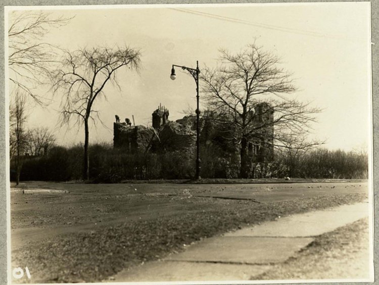 Libbey Castle during demolition, March 1931