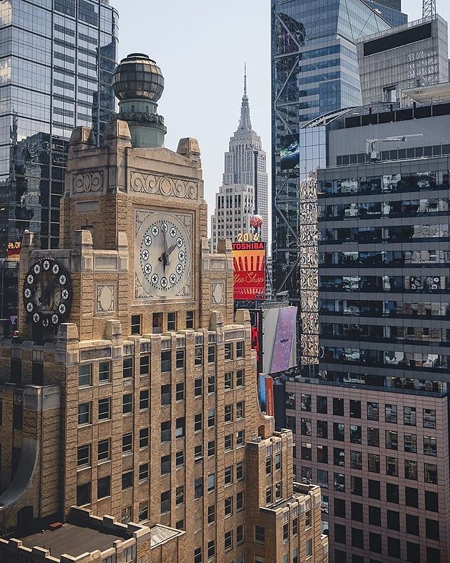 New York, New York. Photo via @ceos_downbeat #viewingnyc #newyork #newyorkcity #nyc