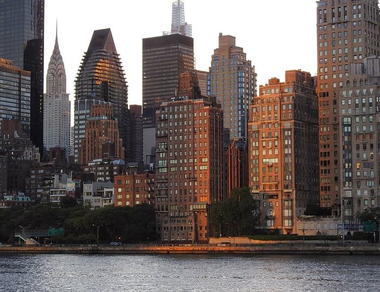 Manhattan from Roosevelt Island, New York