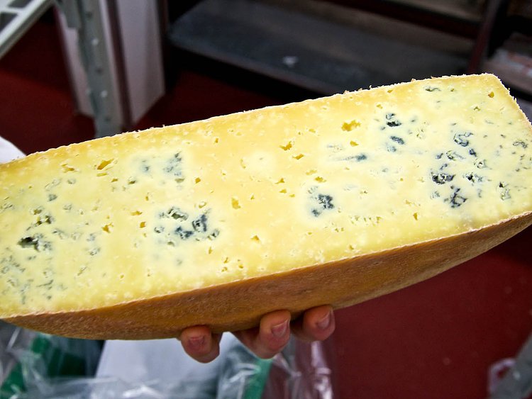 The Washed Rind Cave, Murray's Cheese Long Island City