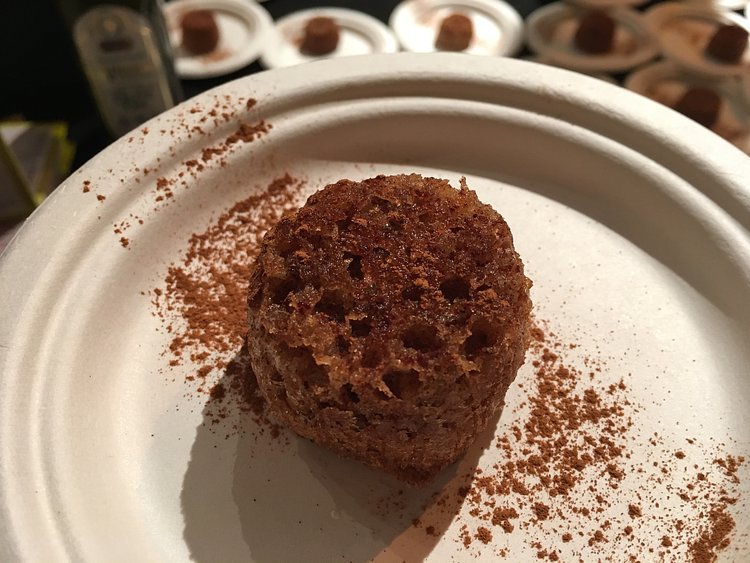 Loi Estiatorio’s Karydopita