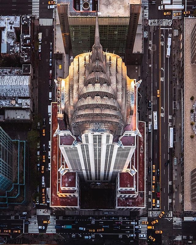 Chrysler Building, New York, New York. Photo via @craigsbeds #viewingnyc #newyork #newyorkcity #nyc #chryslerbuilding