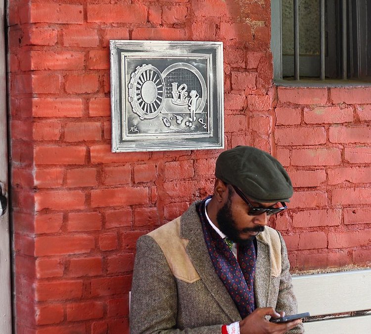 "all you need is love" 
Kai x NYC 2.4
#kaiworldtour

some great NYC swag