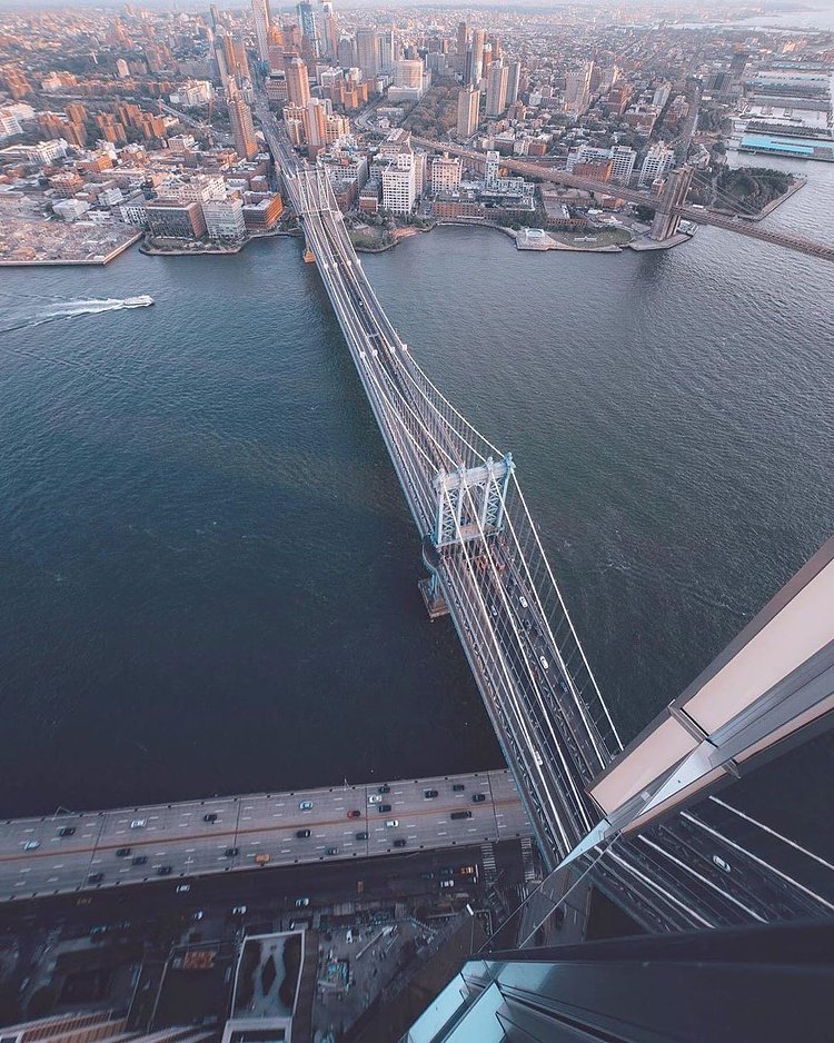 Manhattan Bridge, New York.