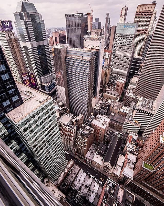 New York, New York. Photo via @brooklynveezy #viewingnyc #newyorkcity #newyork