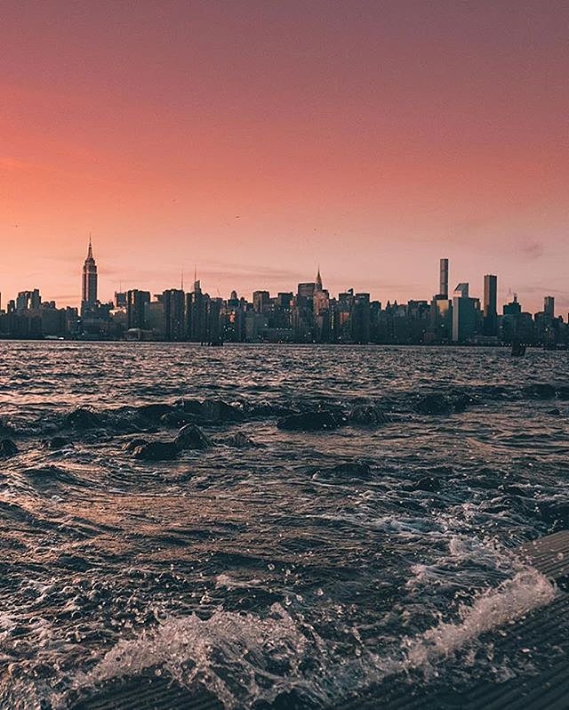 Photo via @willnichols 
#viewingnyc